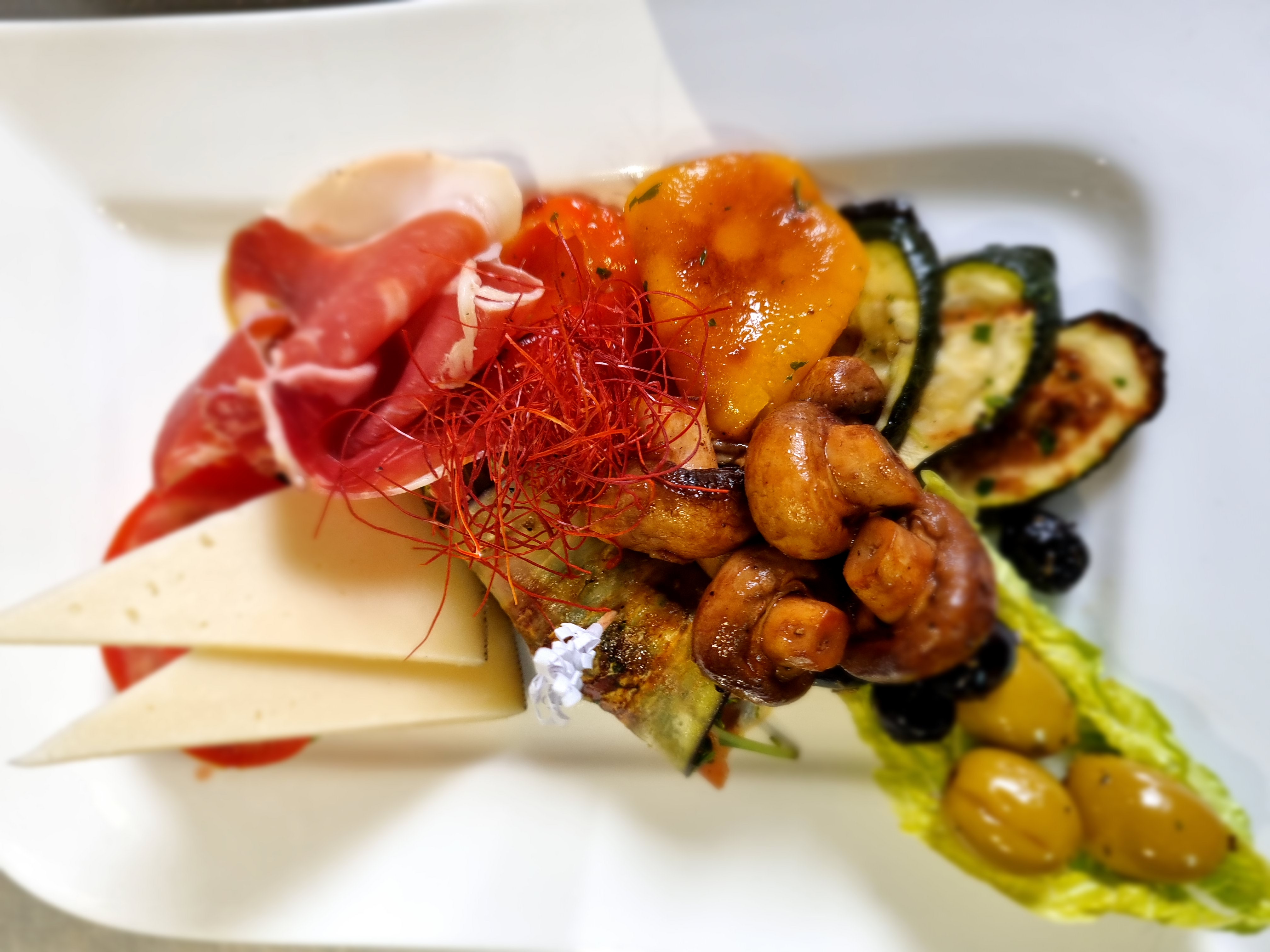 Canapé-Platten mit Fingerfood