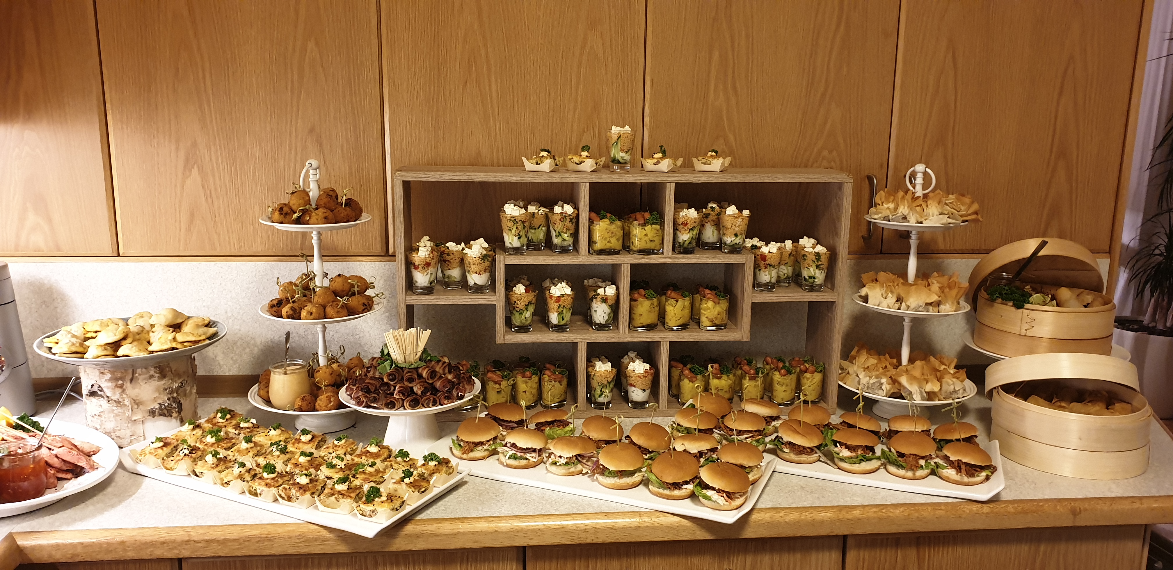 Opulentes Fingerfood-Display